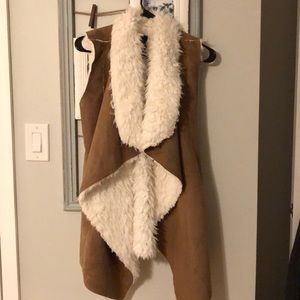 Sherpa Vest - image 1